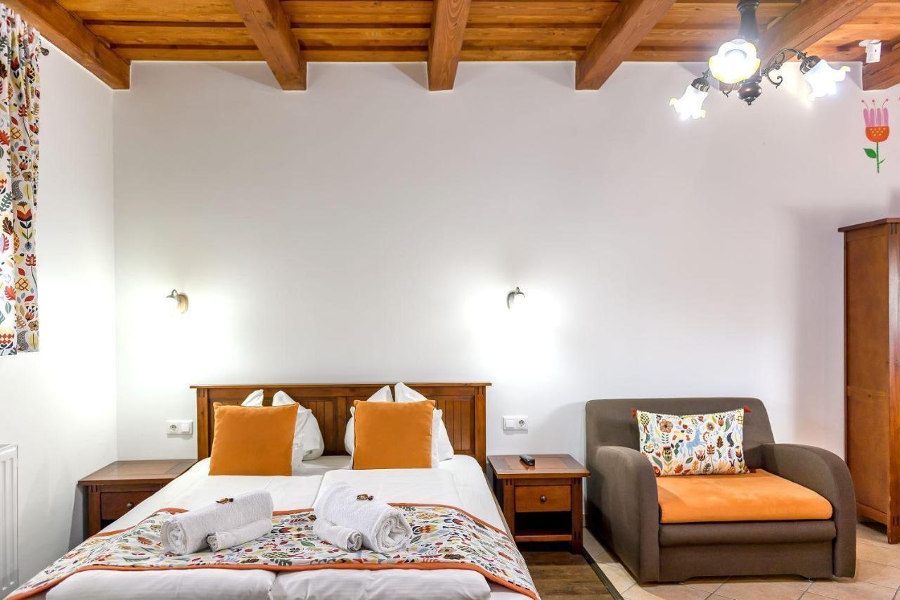 Cherry Apartmanház Sárvár Esterno foto