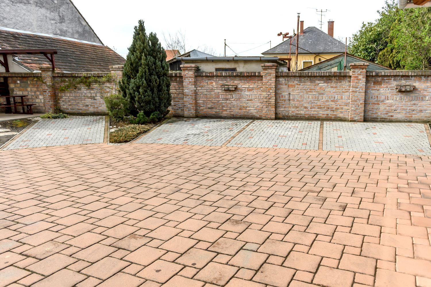 Cherry Apartmanház Sárvár Esterno foto