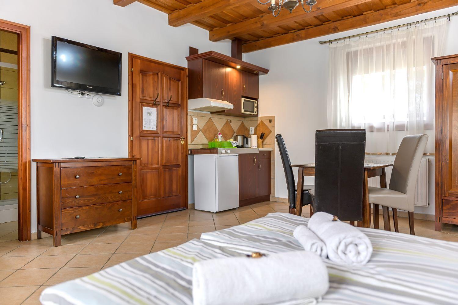 Cherry Apartmanház Sárvár Esterno foto